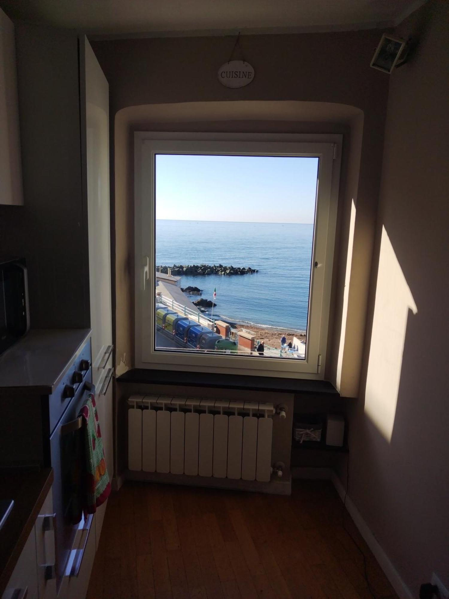 Апартаменты Casa Tabata Fronte Mare Генуя Экстерьер фото